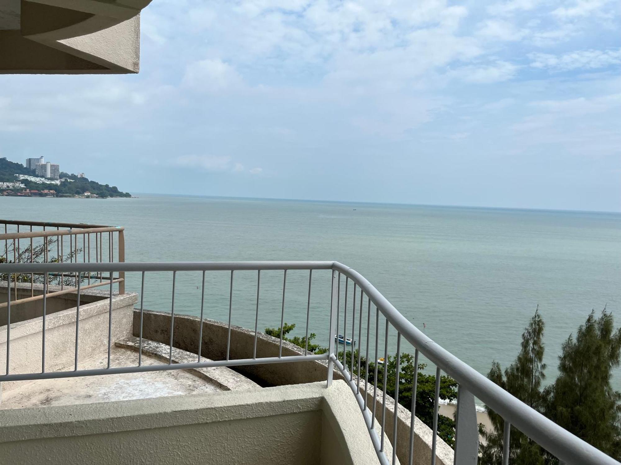 Paradise By The Sea In Penang By Veron At Rainbow Paradise Tanjung Bungah  Exterior foto