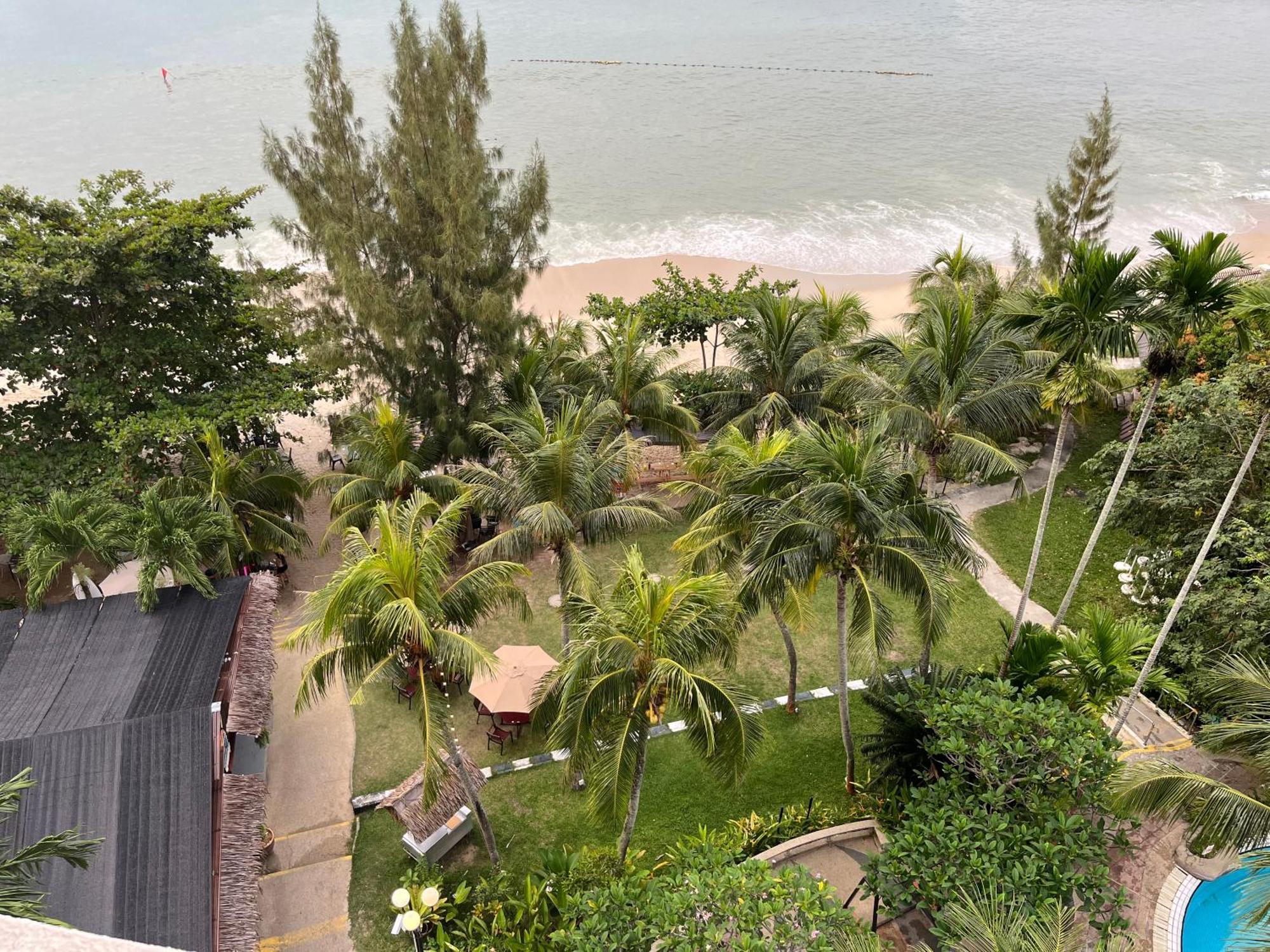 Paradise By The Sea In Penang By Veron At Rainbow Paradise Tanjung Bungah  Exterior foto